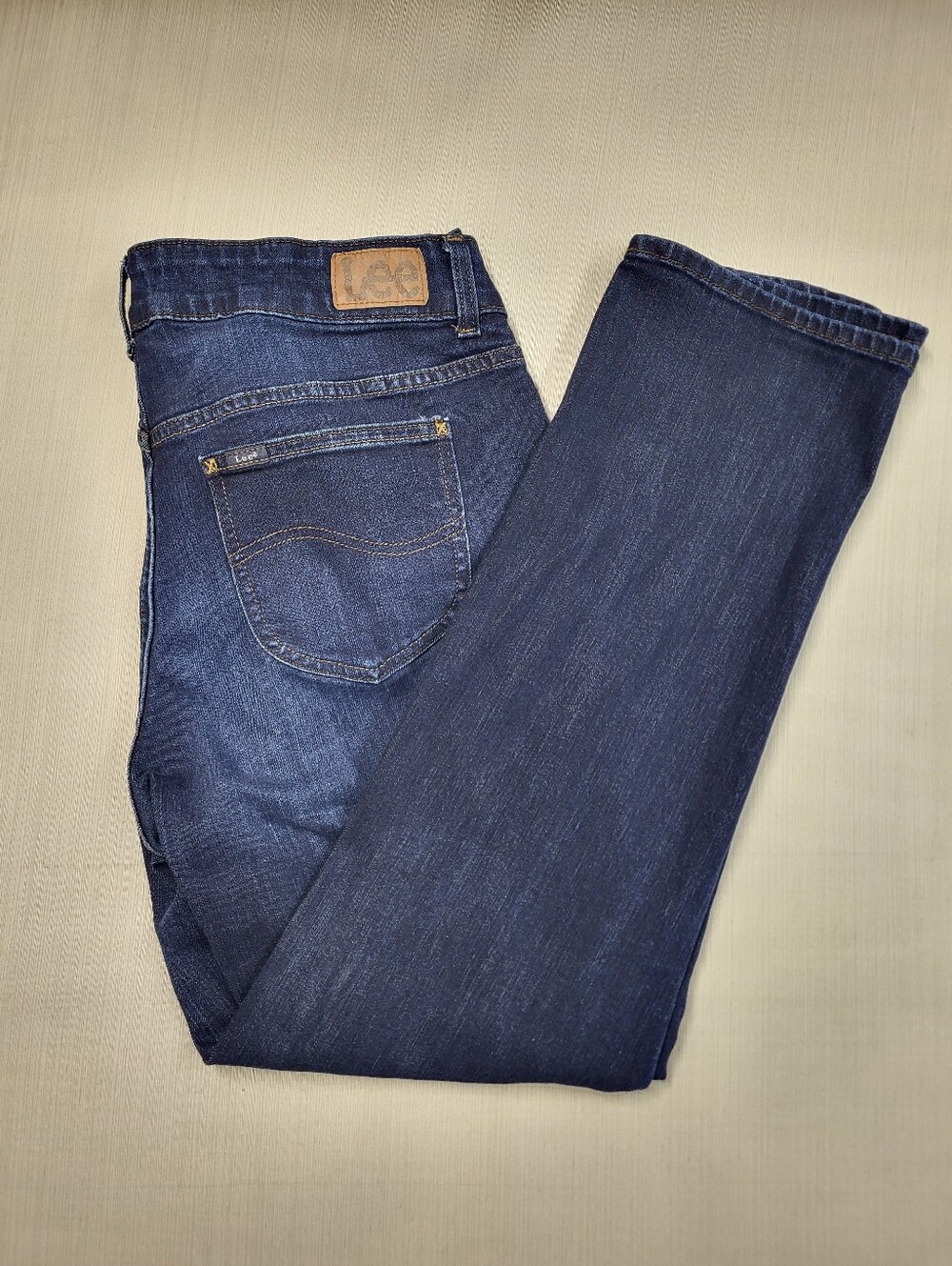 Lee Jeans Size 18WM Regular Fit Straight Leg Mid Rise Stretch Stonewash Jeans